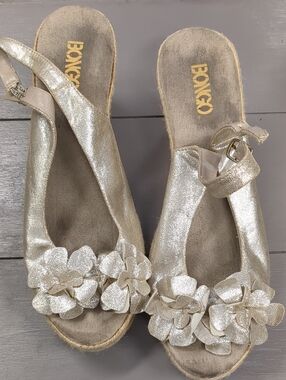 BONGO Metallic Gold Floral Wedge Sandals